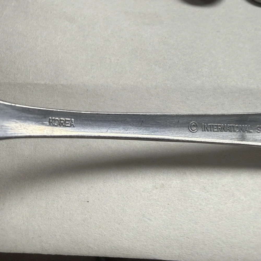 11 International Simplicity Center Ridge Stainless Butter Knives Forks Spoon